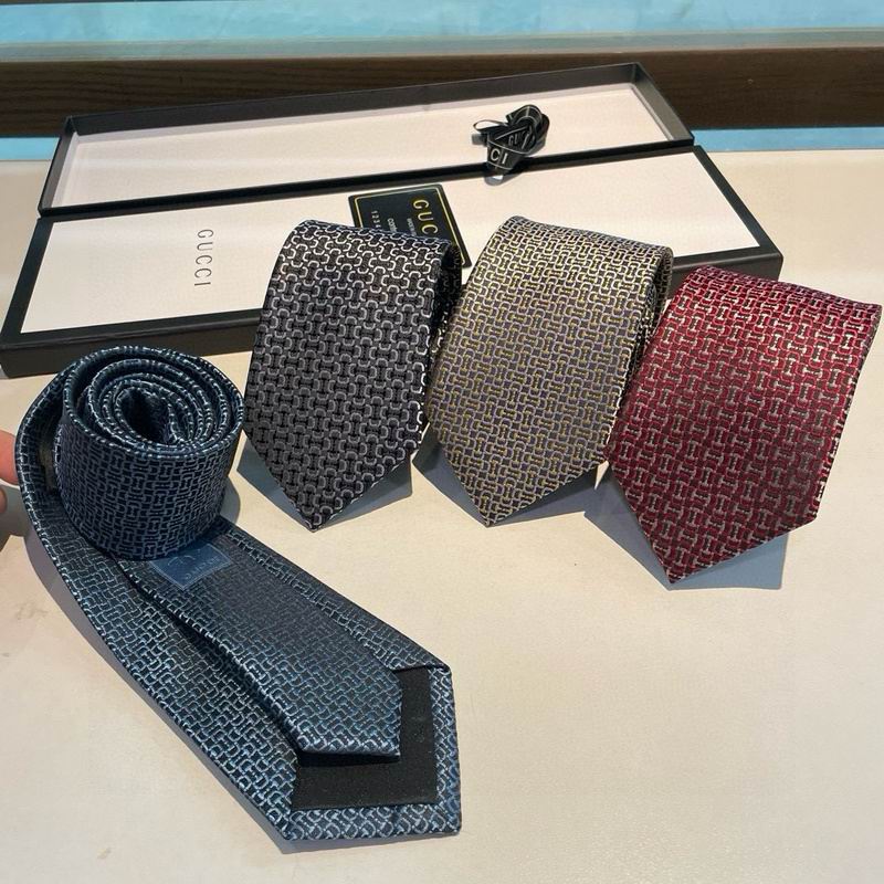 Gucci Tie hm27